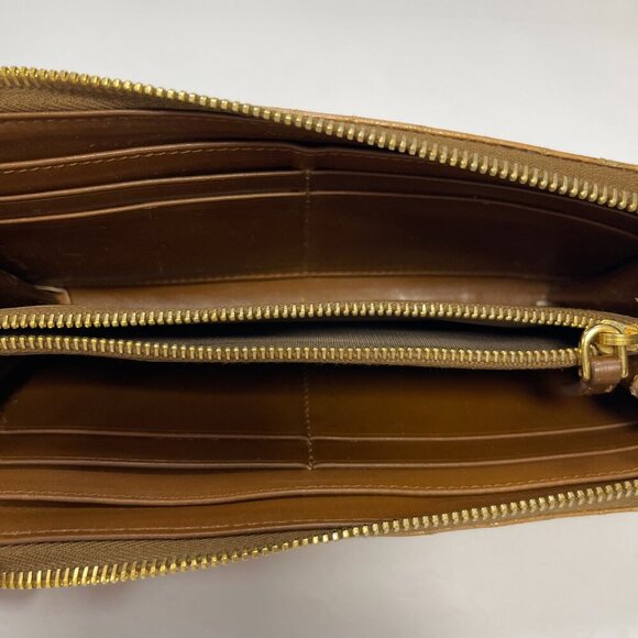 Miu Miu Crocodile-Embossed Leather Zip-Around Wallet, Cammello - Preowned - Picture 9 of 16